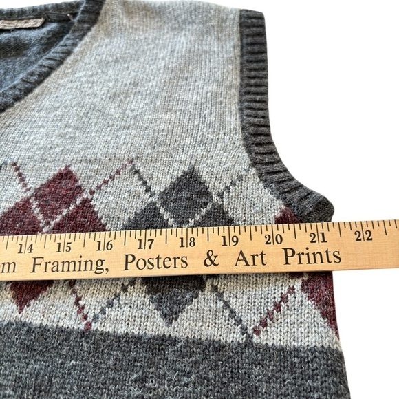 Vintage Mens Argyle Sweater Vest Multicolor X-Large Wool Blend Academia Classic - Picture 10 of 12
